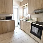 Lägenhet Spacious Lightflooded 2br / Near Center & Harbour