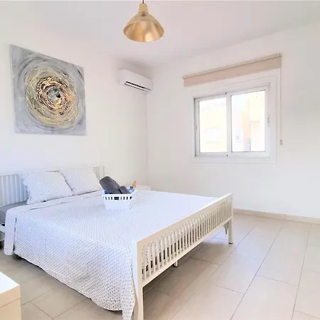 Апартаменты Spacious Lightflooded 2br / Near Center & Harbour *