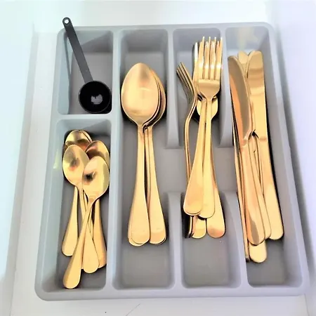 Spacious Lightflooded 2br / Near Center & Harbour *