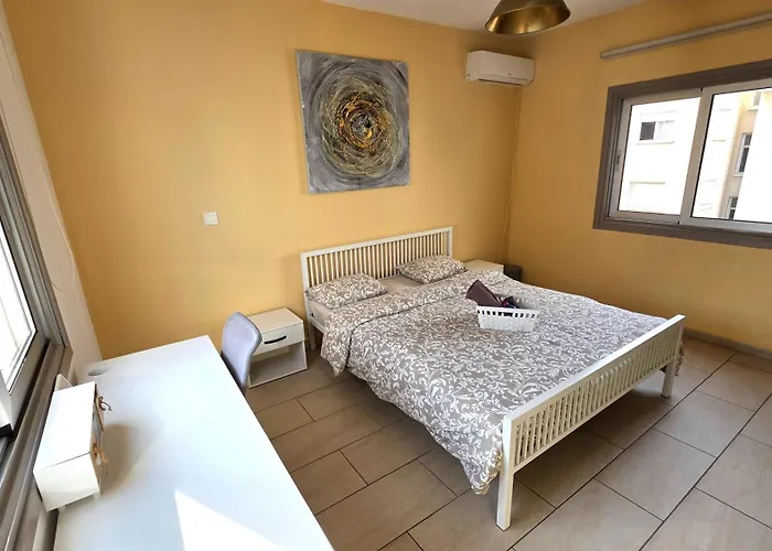 公寓 Spacious Lightflooded 2br / Near Center & Harbour